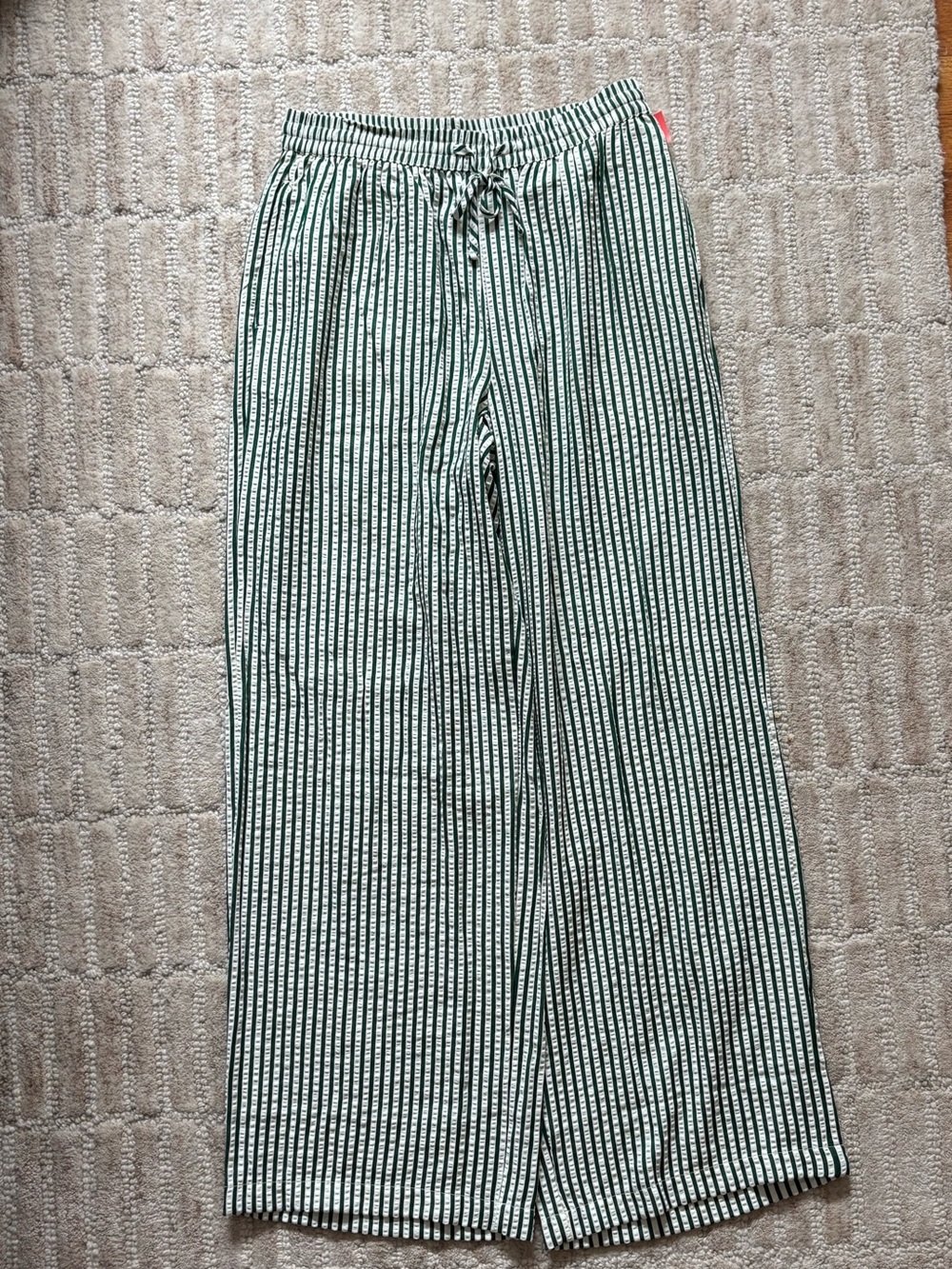 American Eagle Outfitters Womenβs Green and White Vertical Stripe Wide-Leg Pants